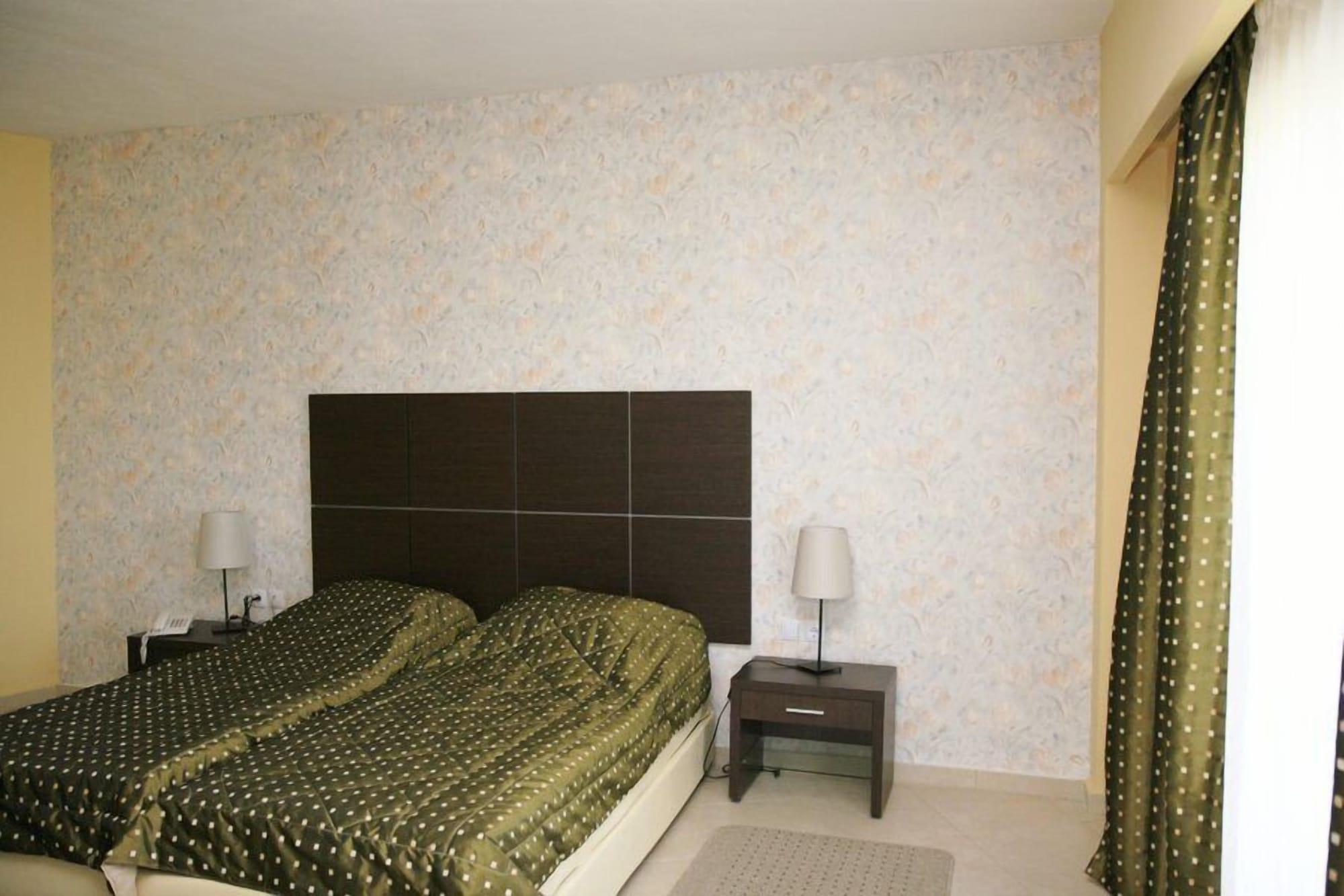 Assembly Hotel Anchialos Ngoại thất bức ảnh