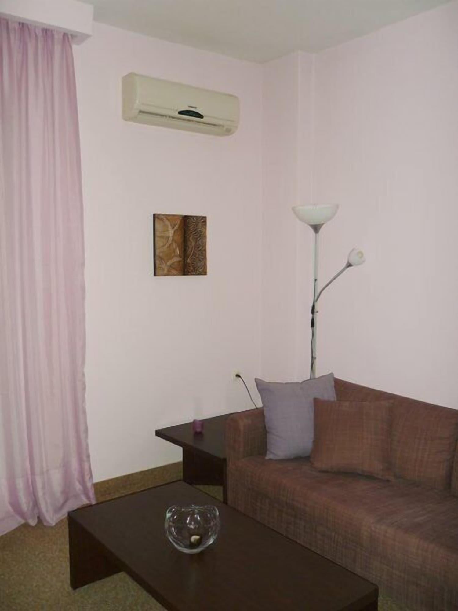 Assembly Hotel Anchialos Ngoại thất bức ảnh