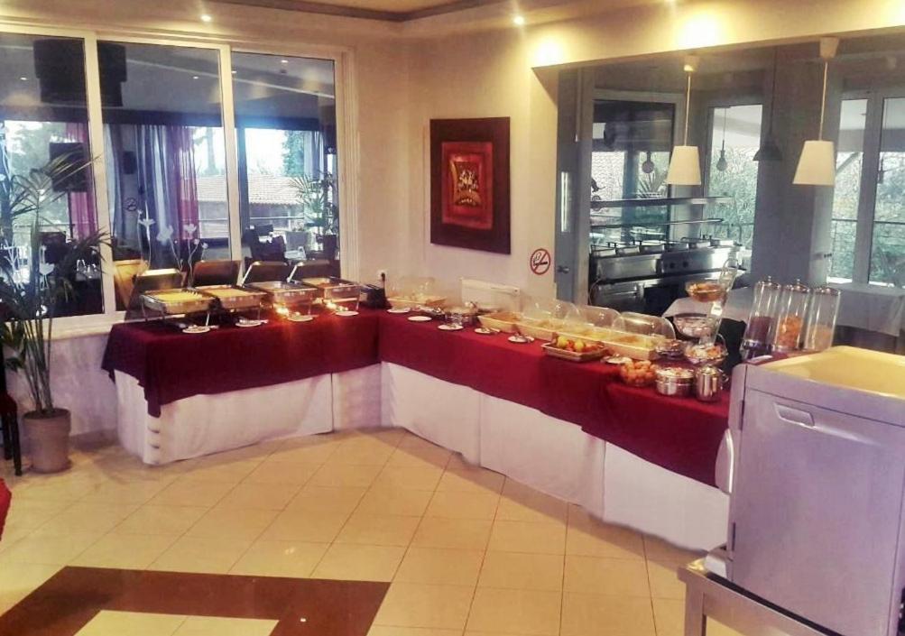 Assembly Hotel Anchialos Ngoại thất bức ảnh