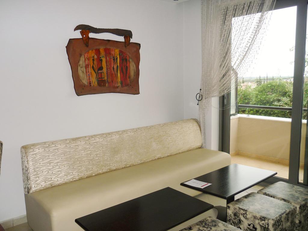 Assembly Hotel Anchialos Ngoại thất bức ảnh